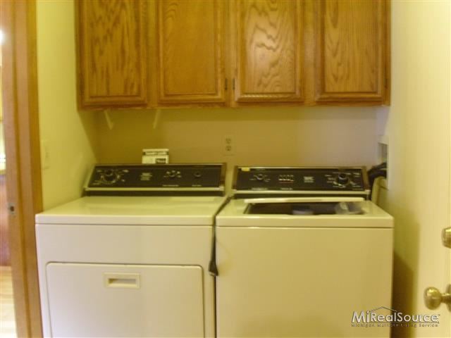 15318 Roxbury Circle, Unit 77 Macomb, MI 48044 - Photo 6 of 18 31154169-5.JPG