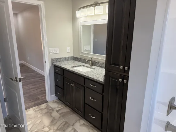 $309,000 | 388 Bear Knob Lane, Crawford, TN 38554