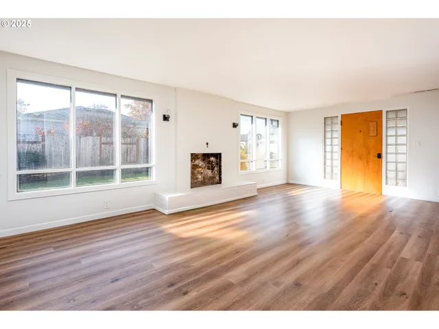 $410,000 | 1090 Nyssa Street, Junction City, OR 97448