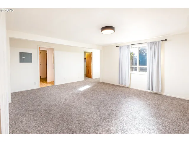 $410,000 | 1090 Nyssa Street, Junction City, OR 97448