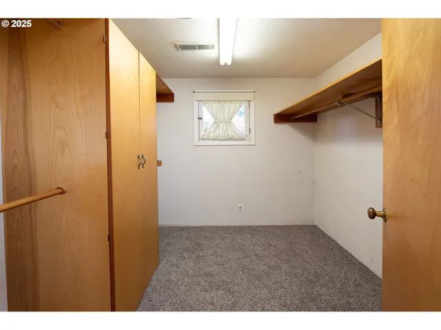 $410,000 | 1090 Nyssa Street, Junction City, OR 97448