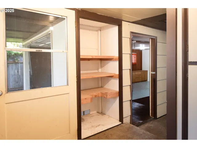 $410,000 | 1090 Nyssa Street, Junction City, OR 97448