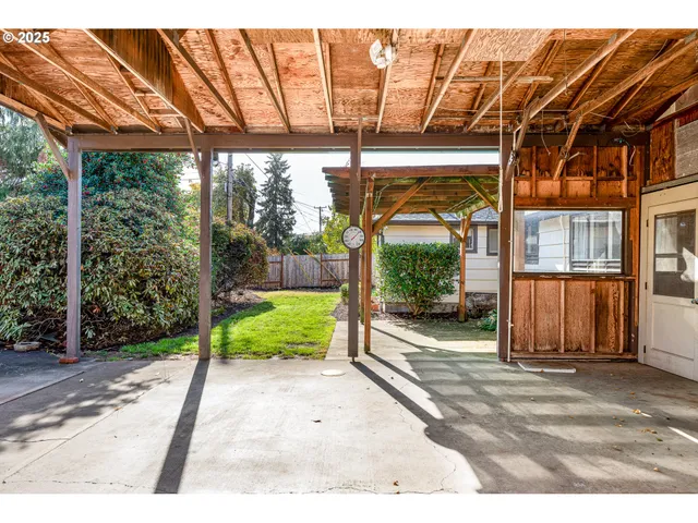$410,000 | 1090 Nyssa Street, Junction City, OR 97448