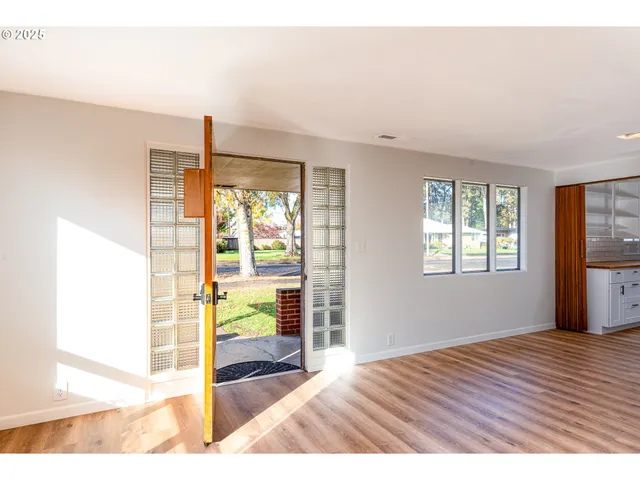 $410,000 | 1090 Nyssa Street, Junction City, OR 97448