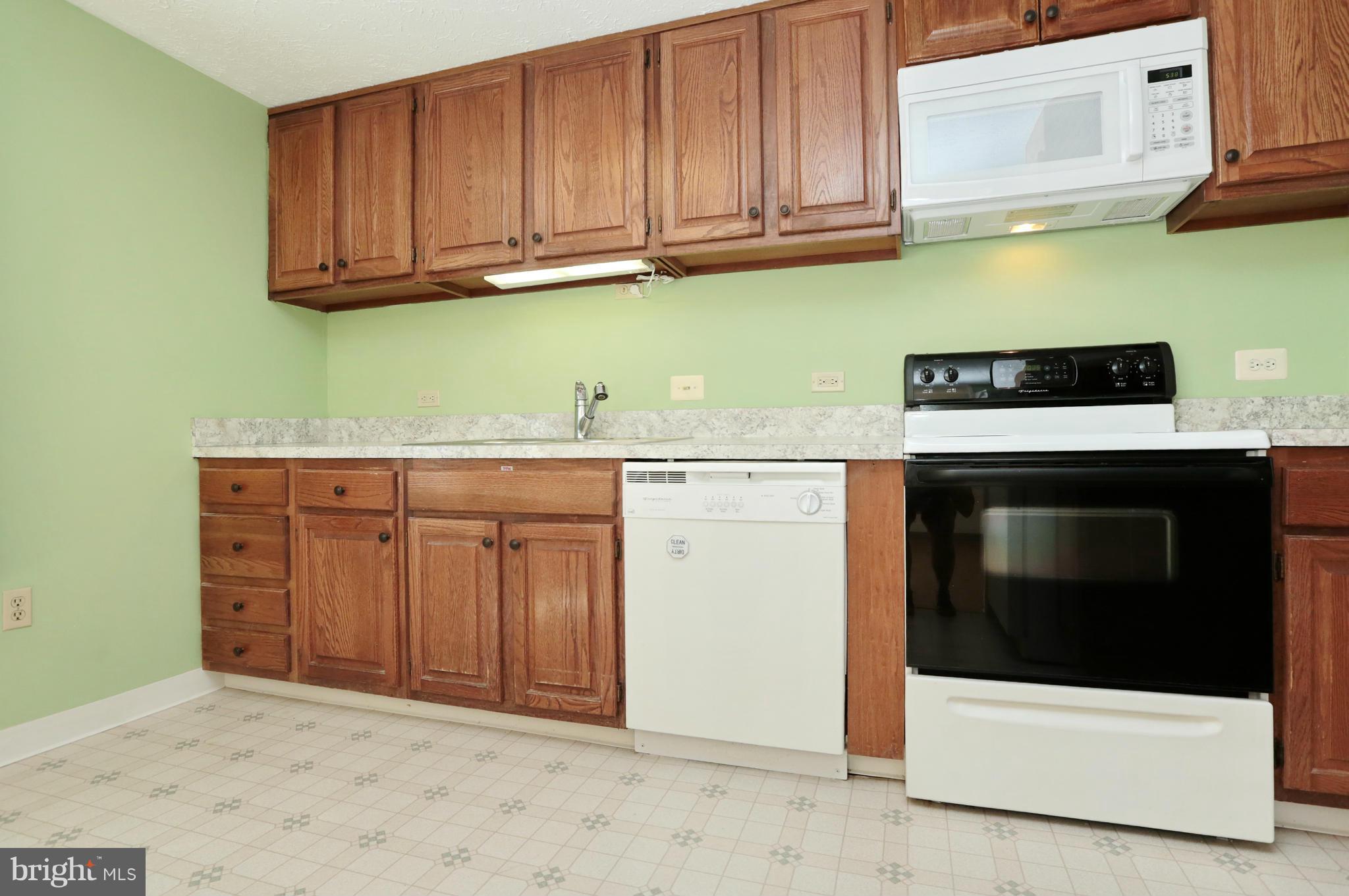 1903 Michael Road Waldorf, MD 20601 - Photo 11 of 30 Kitchen