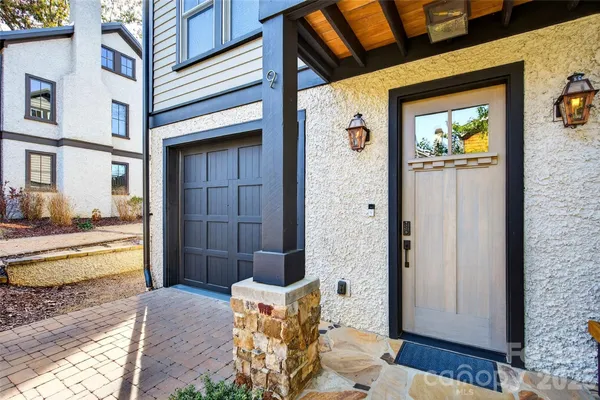 a view of a house with a outdoor space