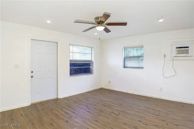 $1,350 | 19091 Holly Road, Fort Myers, FL 33967