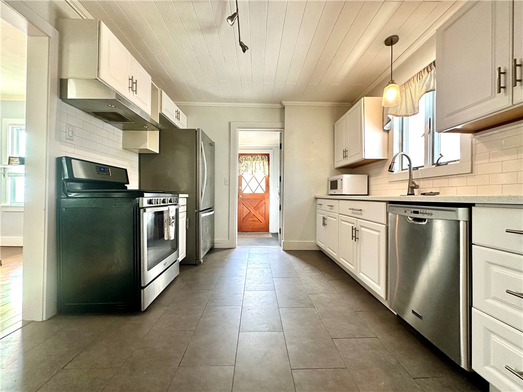 555 West High Street Erwin, NY 14870 - Photo 13 of 33