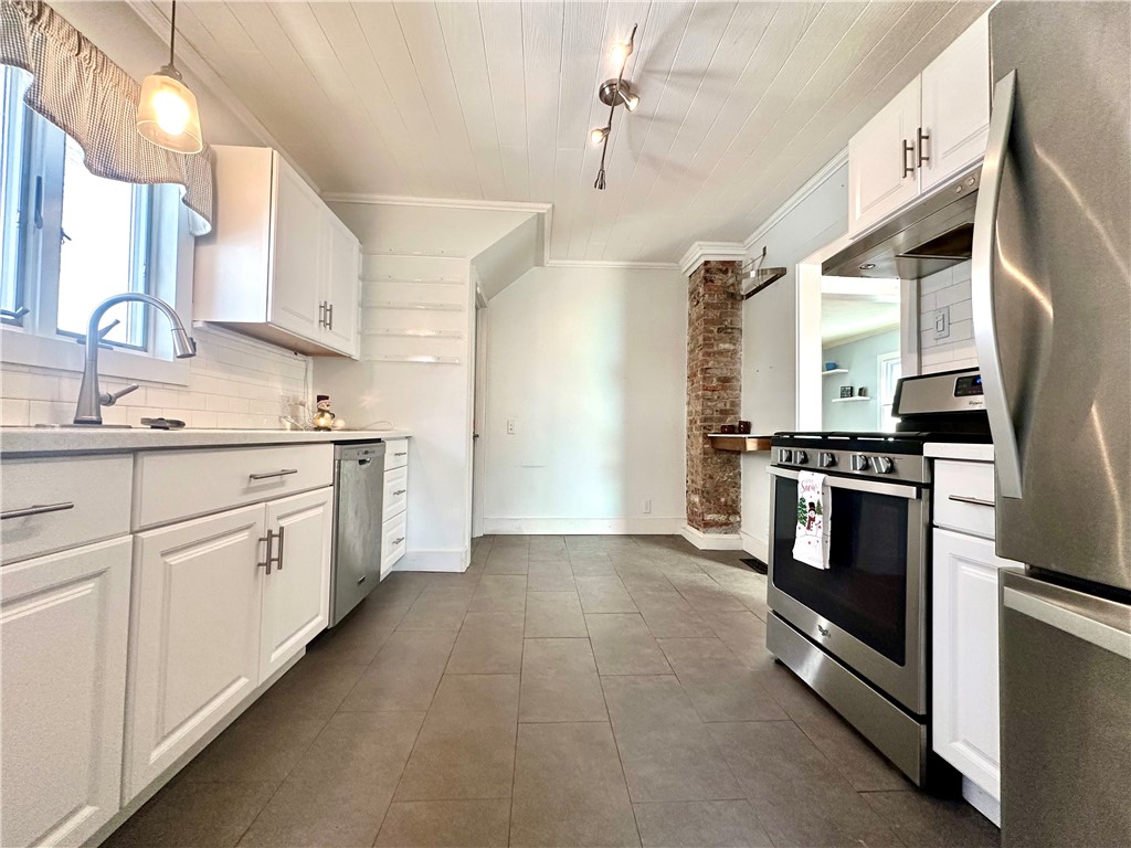 555 West High Street Erwin, NY 14870 - Photo 14 of 33