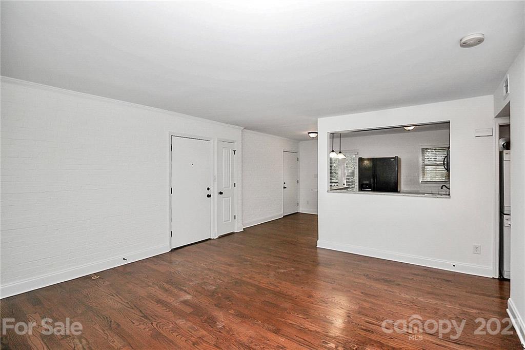 4921 Park Road, Unit D Charlotte, NC 28209 - Photo 5 of 21 Gallery Image 5