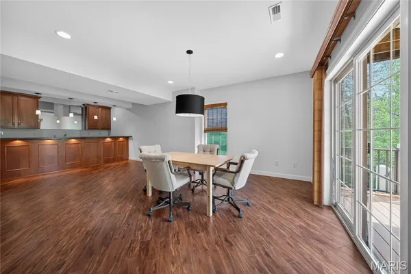 $749,900 | 16 Charlemagne Court, Lake St. Louis, MO 63367