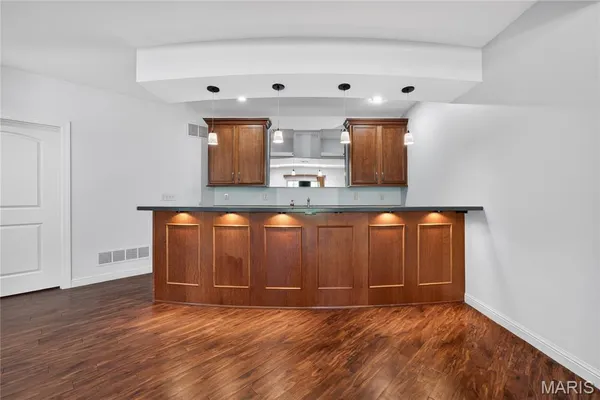 $749,900 | 16 Charlemagne Court, Lake St. Louis, MO 63367