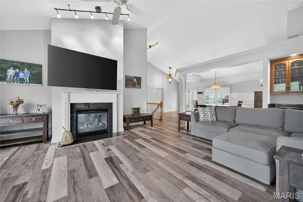 $749,900 | 16 Charlemagne Court, Lake St. Louis, MO 63367