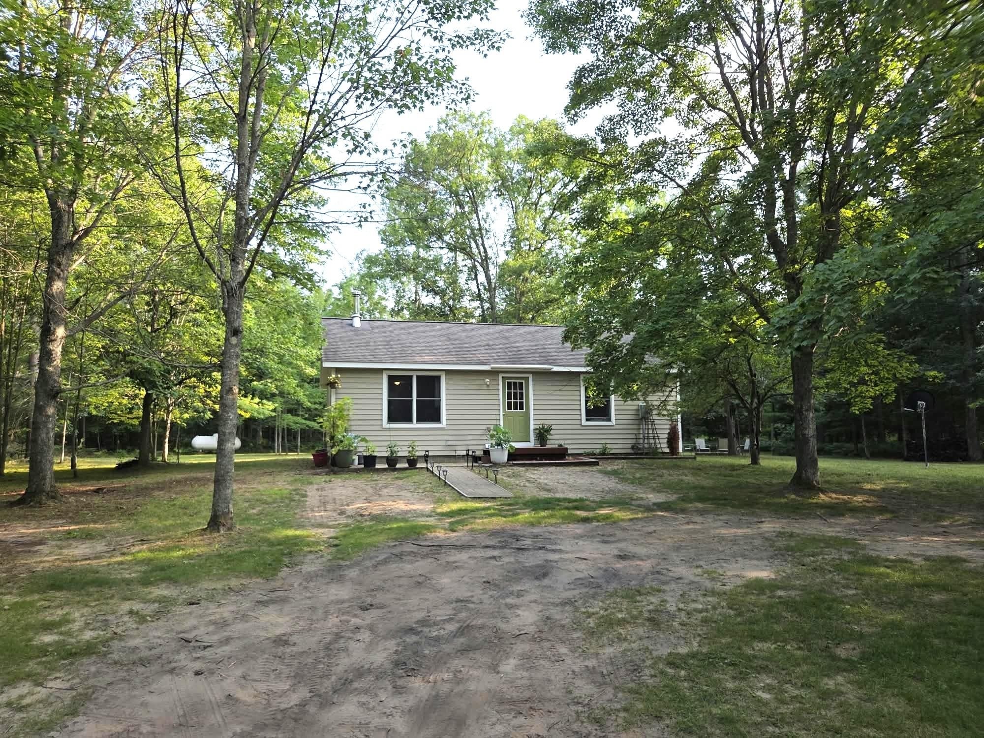 5266 Brown Bridge Road Traverse City, MI 49696 - Photo 20 of 24 Gallery Image 20