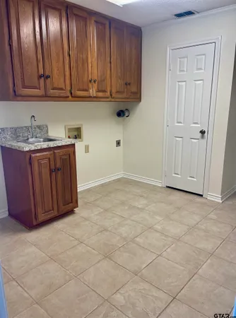 $320,000 | 1624 County Road 1560, Alba, TX 75410