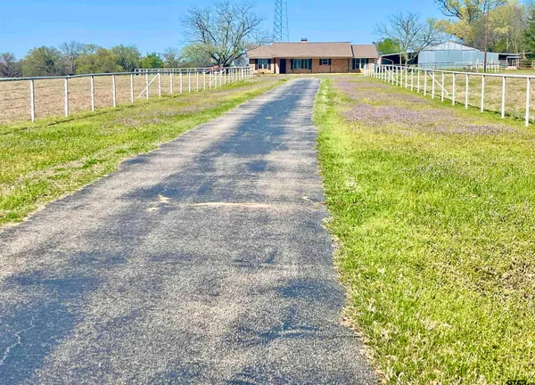 $320,000 | 1624 County Road 1560, Alba, TX 75410