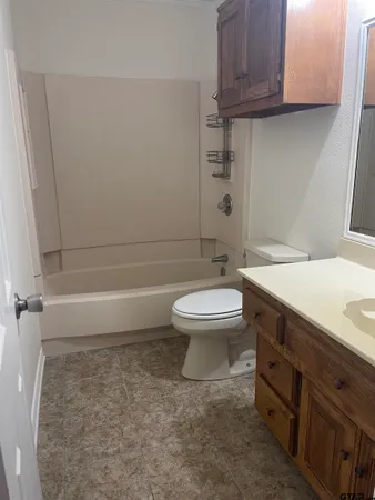 $320,000 | 1624 County Road 1560, Alba, TX 75410