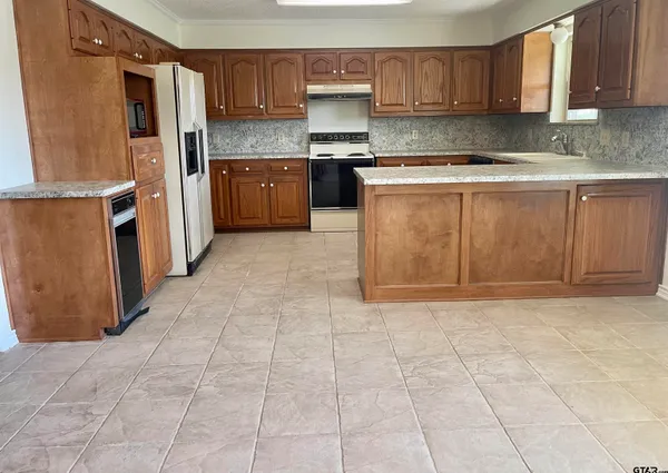 $320,000 | 1624 County Road 1560, Alba, TX 75410