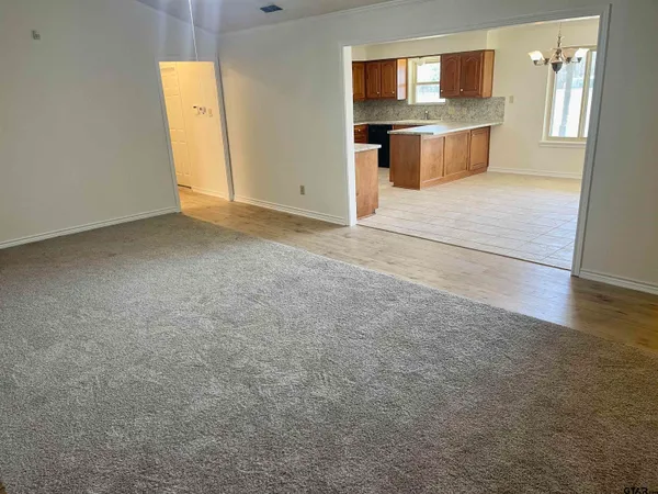 $320,000 | 1624 County Road 1560, Alba, TX 75410