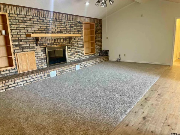 $320,000 | 1624 County Road 1560, Alba, TX 75410