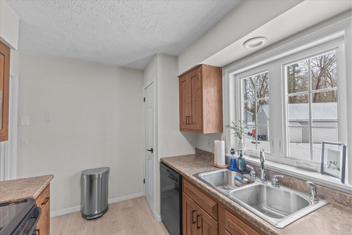 2330 Main Street, Unit 4 Colchester, VT 05446 - Photo 20 of 30