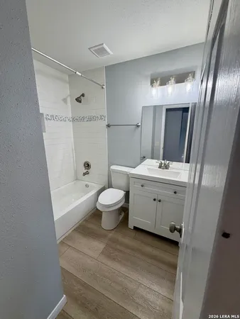 $1,575 | 104 North Meadow Street, Converse, TX 78109