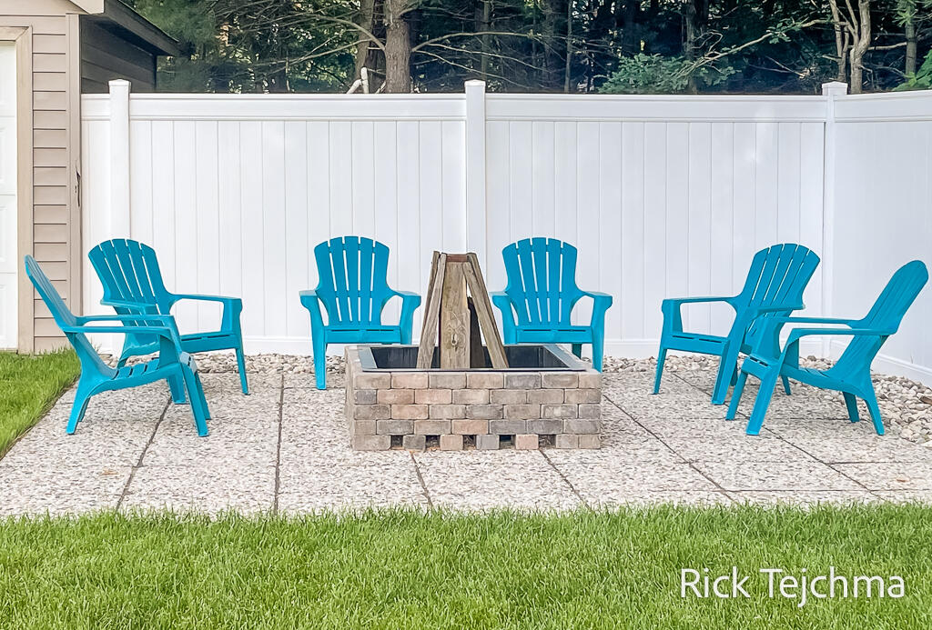 2055 Rambling Oak Drive Muskegon, MI 49445 - Photo 11 of 75 11