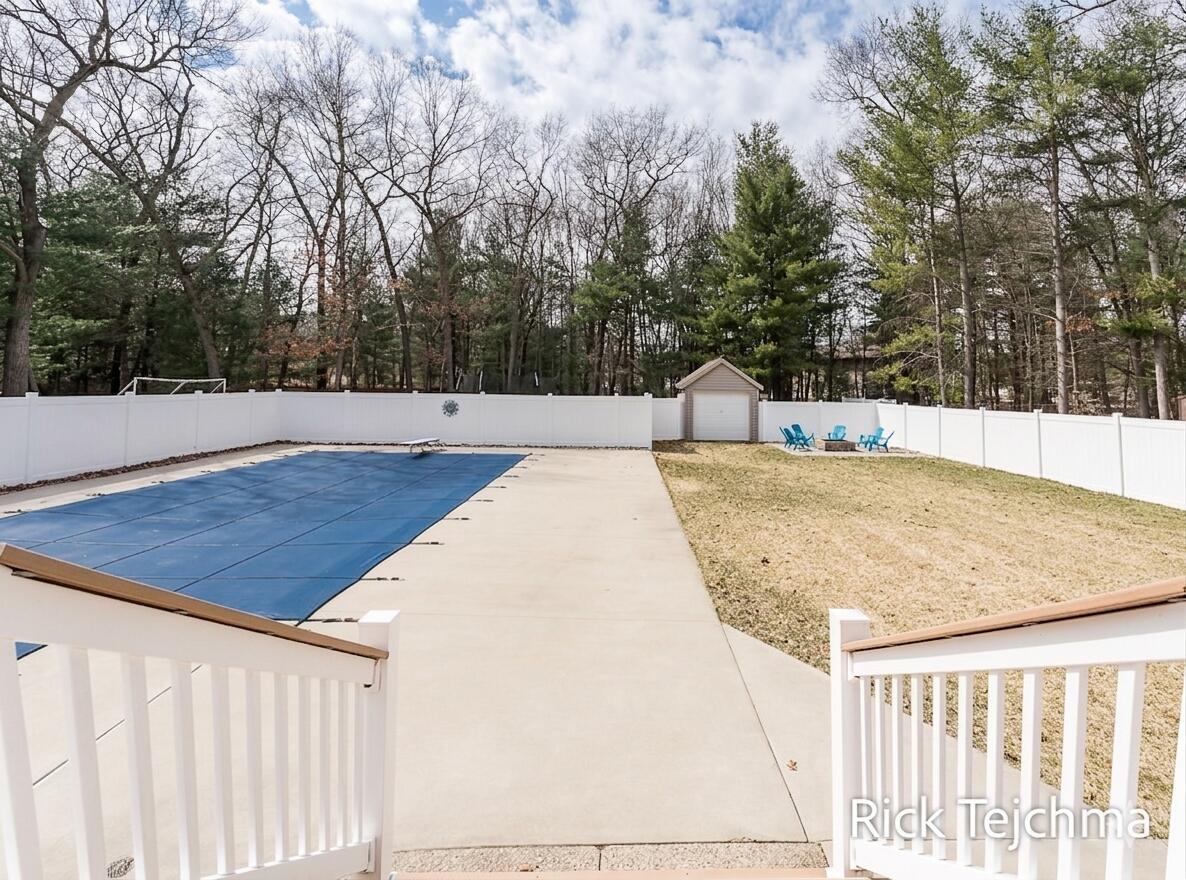 2055 Rambling Oak Drive Muskegon, MI 49445 - Photo 15 of 75 15