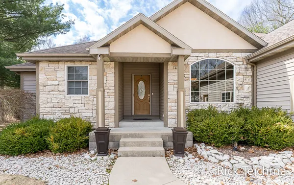 $514,900 | 2055 Rambling Oak Drive, Muskegon, MI 49445