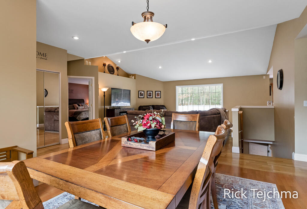 2055 Rambling Oak Drive Muskegon, MI 49445 - Photo 27 of 75 27