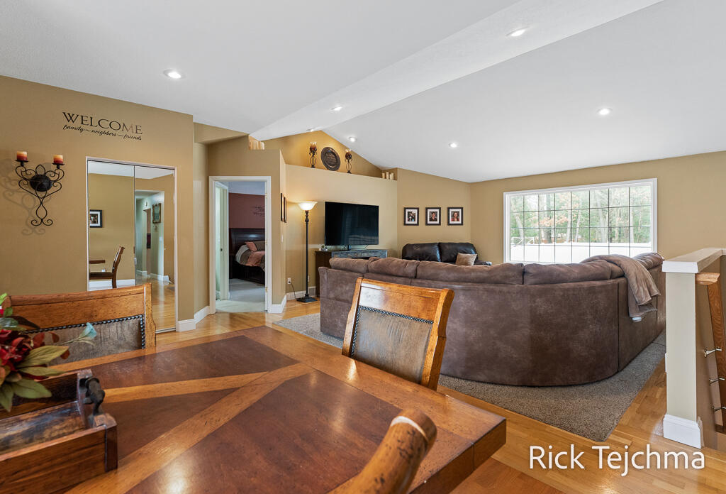 2055 Rambling Oak Drive Muskegon, MI 49445 - Photo 28 of 75 28