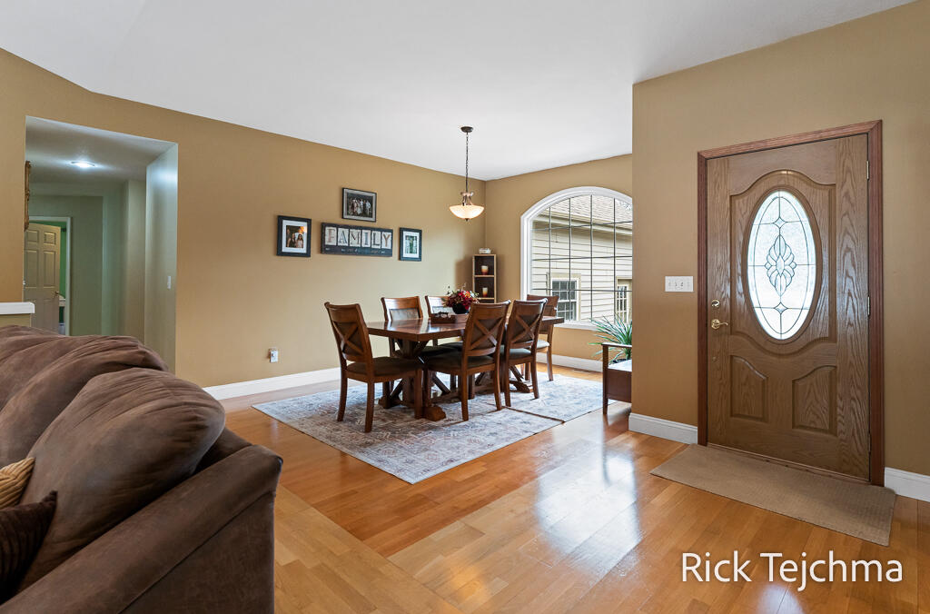 2055 Rambling Oak Drive Muskegon, MI 49445 - Photo 29 of 75 29