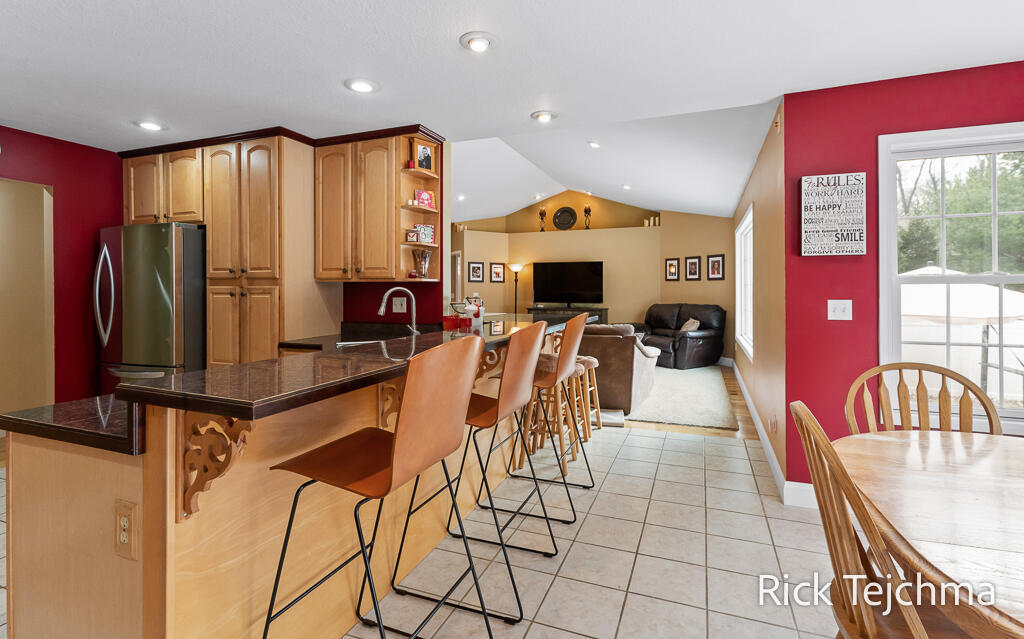 2055 Rambling Oak Drive Muskegon, MI 49445 - Photo 39 of 75 39