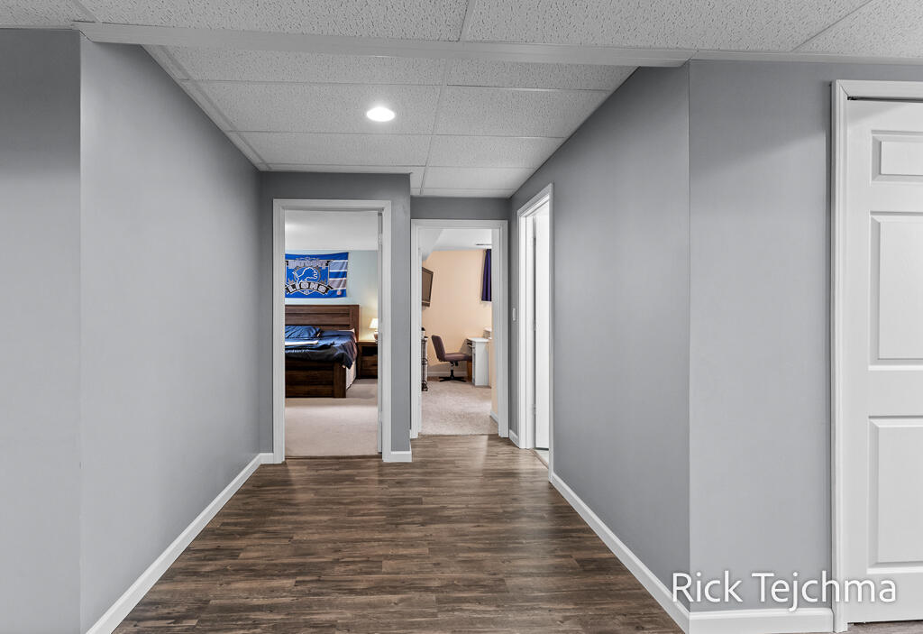 2055 Rambling Oak Drive Muskegon, MI 49445 - Photo 61 of 75 61