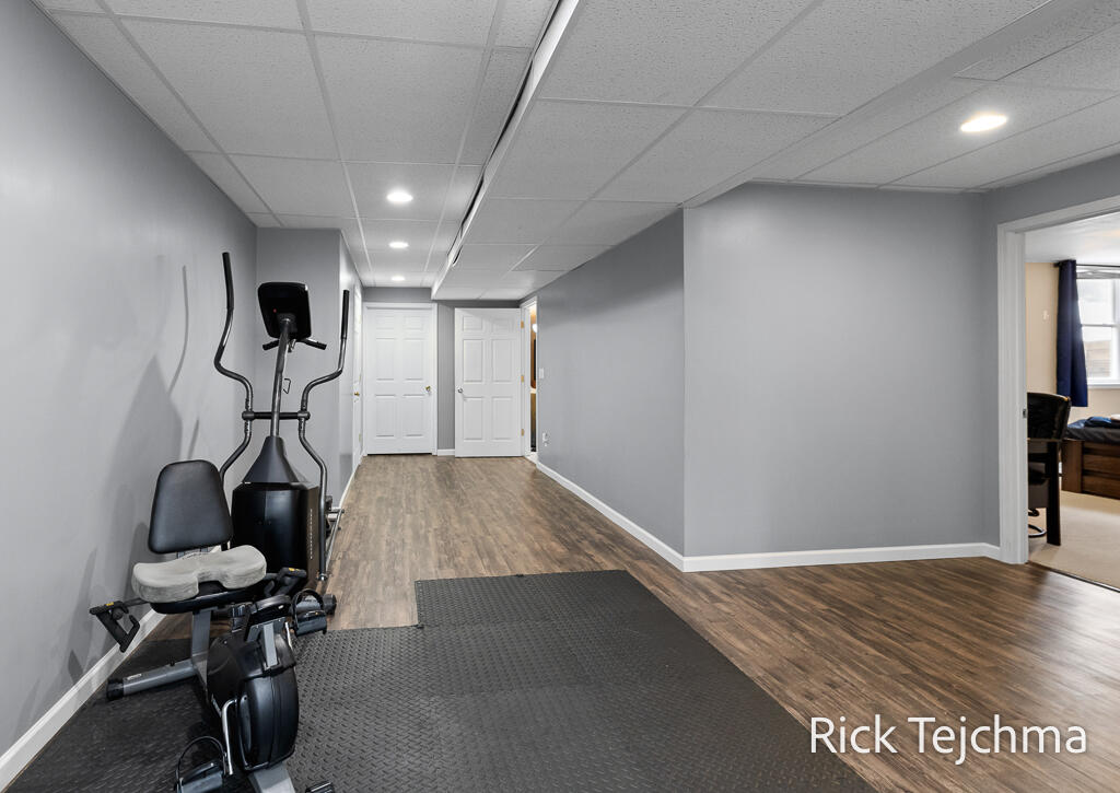 2055 Rambling Oak Drive Muskegon, MI 49445 - Photo 62 of 75 62