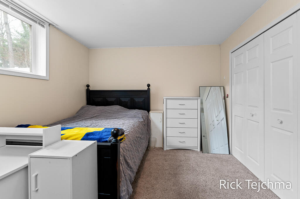 2055 Rambling Oak Drive Muskegon, MI 49445 - Photo 65 of 75 65