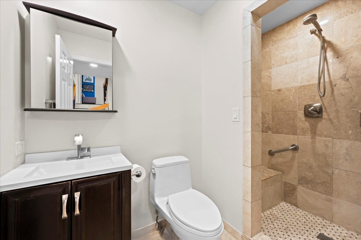 1517 Landwehr Road Northbrook, IL 60062 - Photo 14 of 39