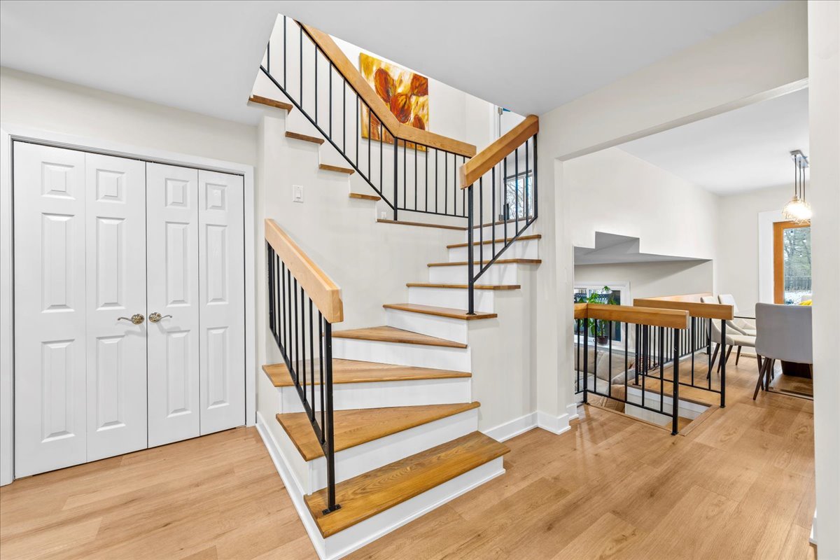 1517 Landwehr Road Northbrook, IL 60062 - Photo 15 of 39