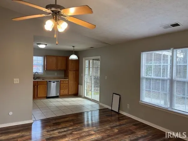 $1,750 | 3613 Harvard Court, Evansville, IN 47711