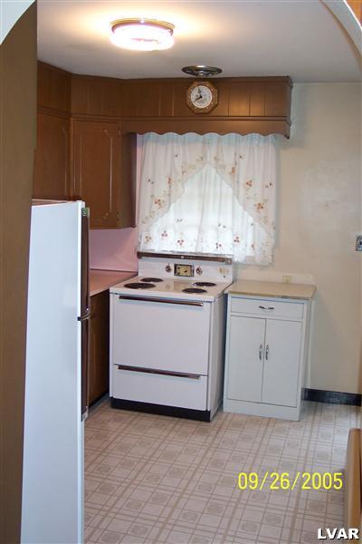 1880 Catasauqua Road Bethlehem, PA 18018 - Photo 8 of 10 Gallery Image 8