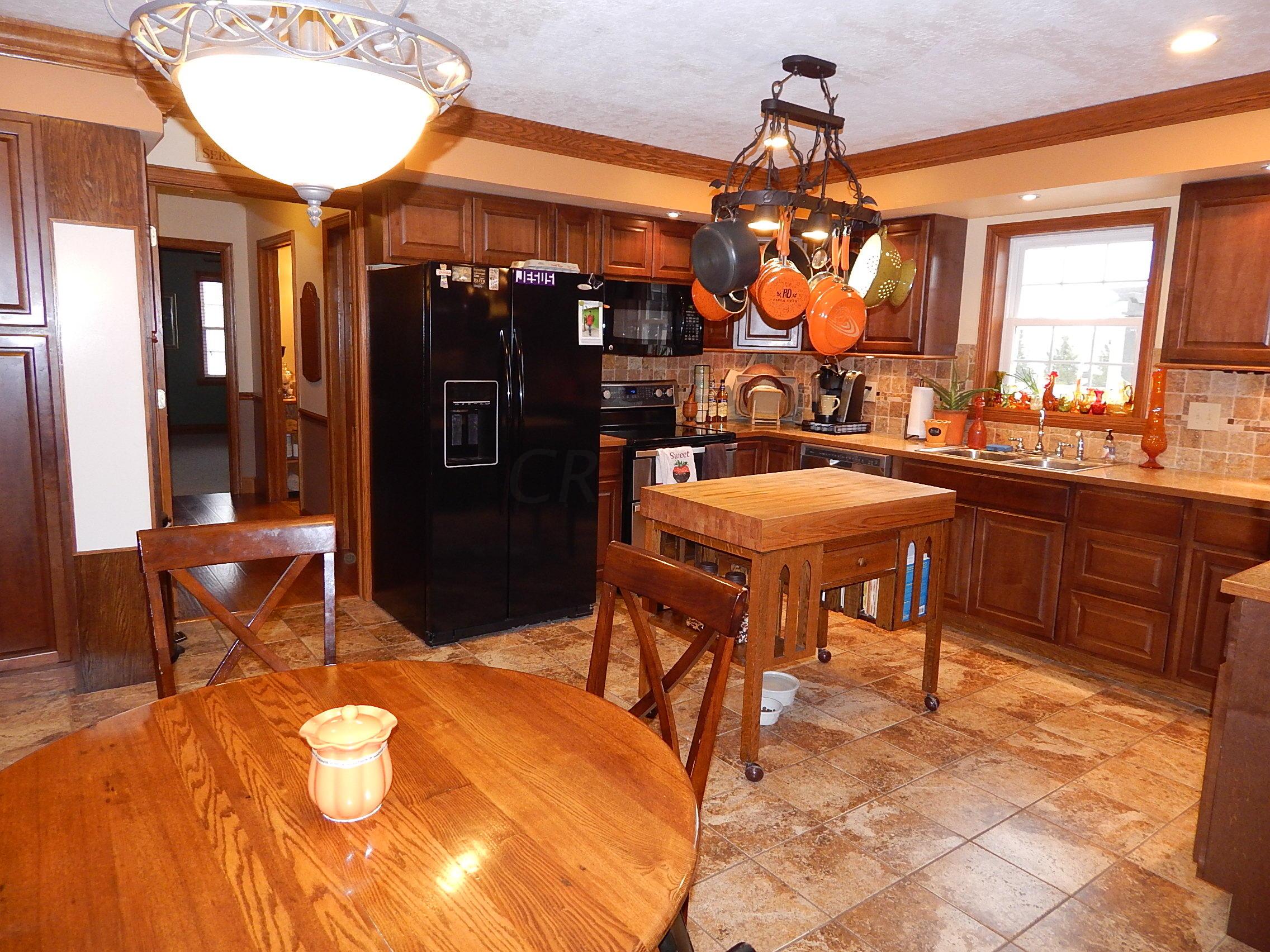 9328 McCord Road Orient, OH 43146 - Photo 7 of 35 Gallery Image 7