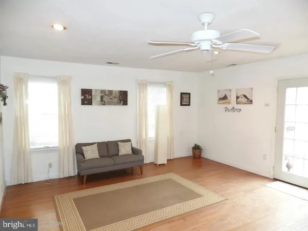 $3,600 | 1821 Pimmit Drive, Falls Church, VA 22043