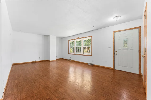 $265,000 | 1101 McDougal Road, Mahomet, IL 61853