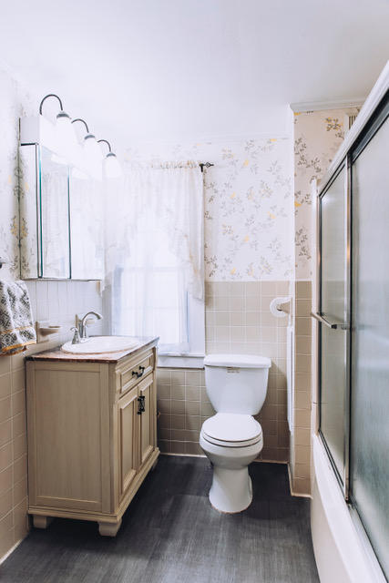 586 Pond Road Albion, ME 04910 - Photo 18 of 42 Full bath #1, 1st flr