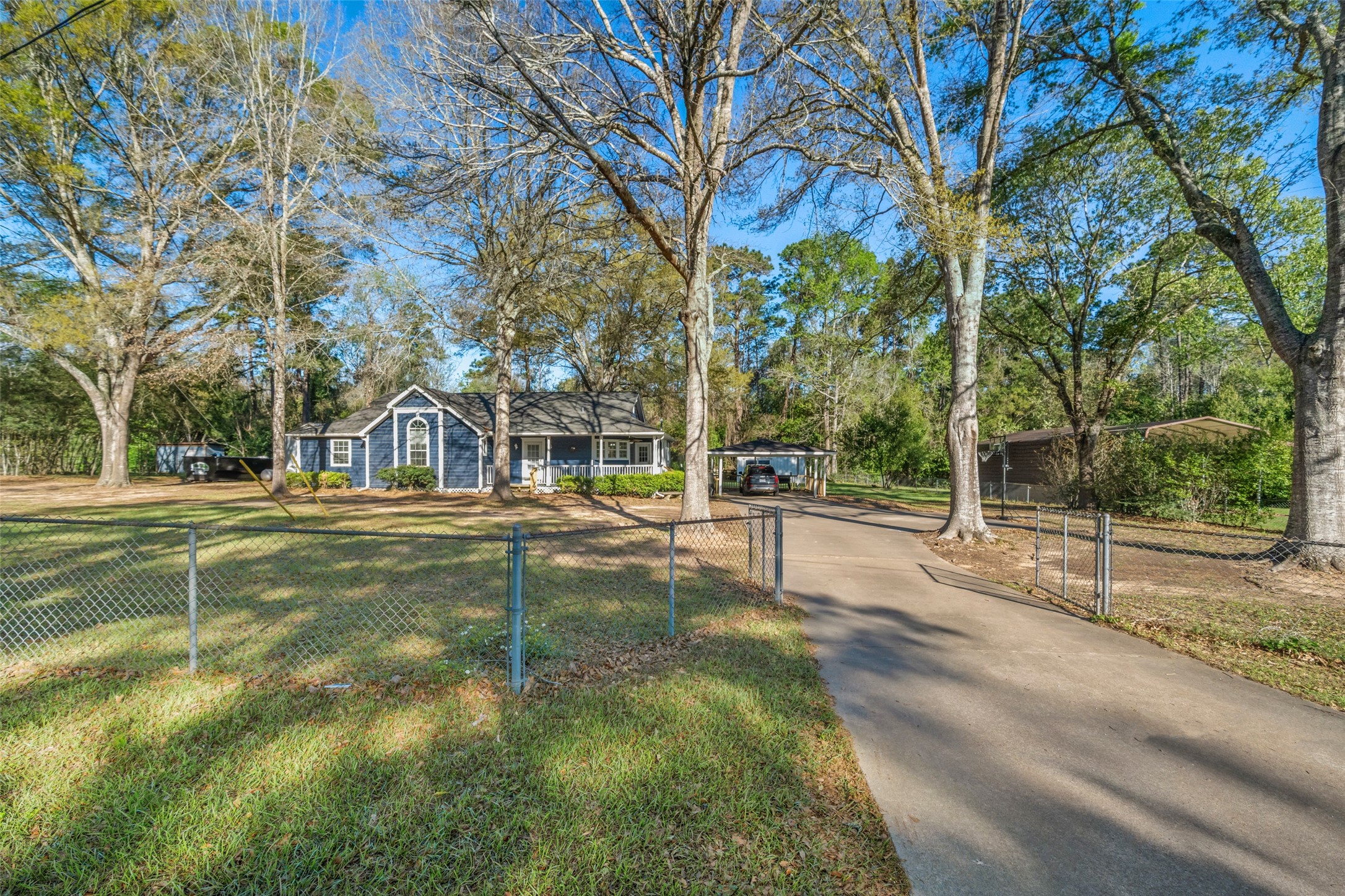 201 Pine Road Coldspring, TX 77331 - Photo 2 of 28