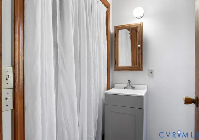 $285,000 | 24 South Grove Avenue, Highland Springs, VA 23075