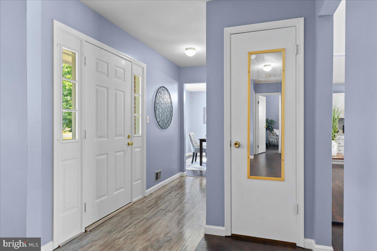 6793 Riley Road Warrenton, VA 20187 - Photo 8 of 62 Gallery Image 8