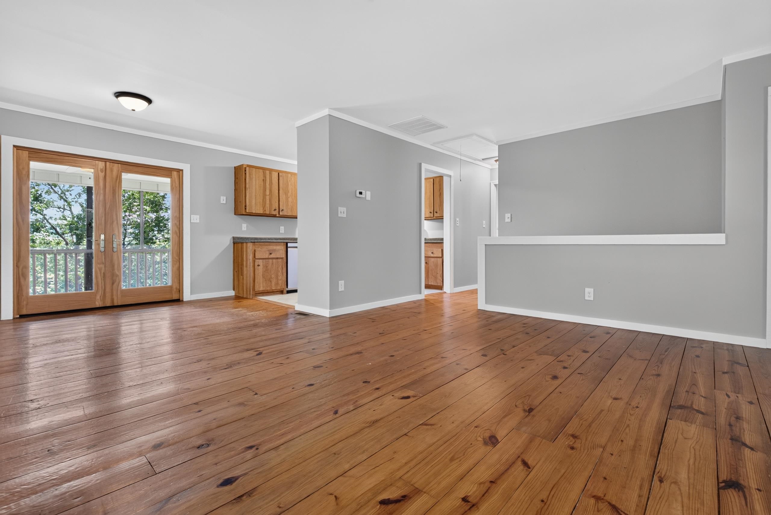 187 Caledonia Road Landrum, SC 29356 - Photo 10 of 31 Gallery Image 10