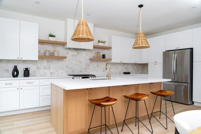 $1,890,000 | 4735 Bryce Circle, Carlsbad, CA 92008