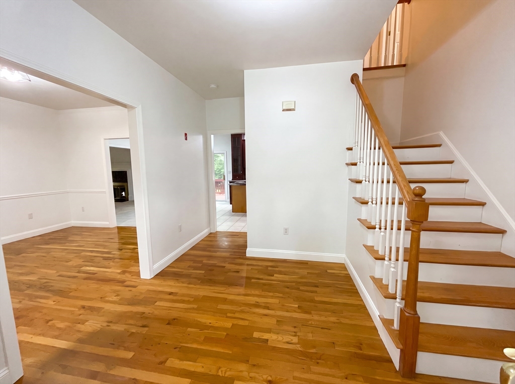 14 Smith Road Sutton, MA 01590 - Photo 6 of 30